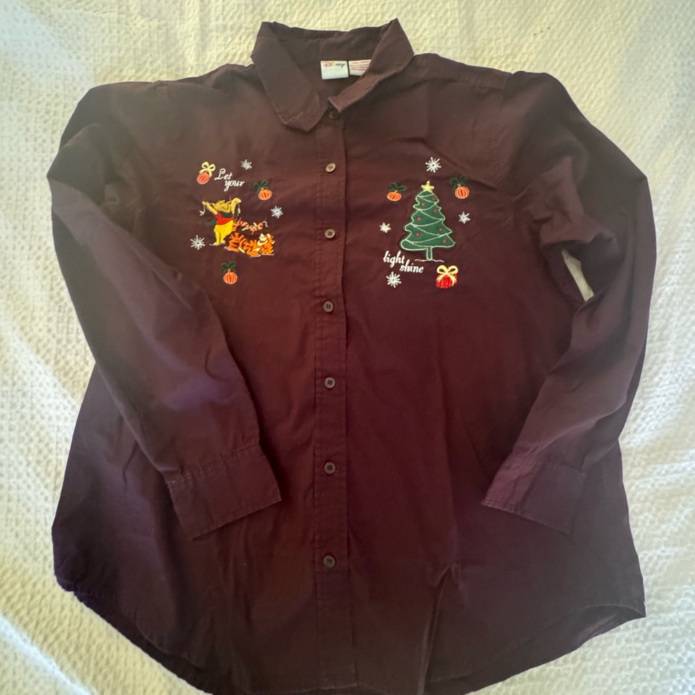 Vintage Disney Maroon Christmas Button Down Shirt (Pooh and Tigger)